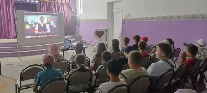 i (2)